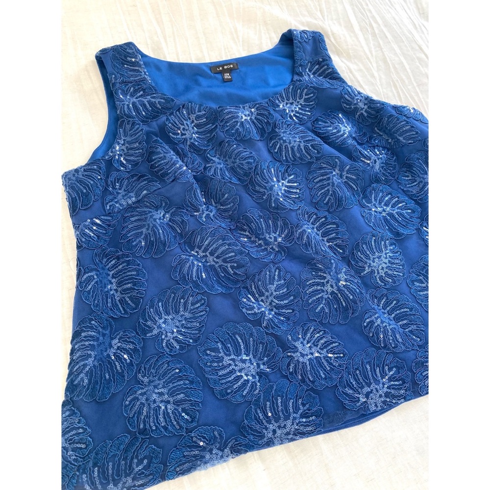Sequin monstera leaf sleeveless blouse size 22W